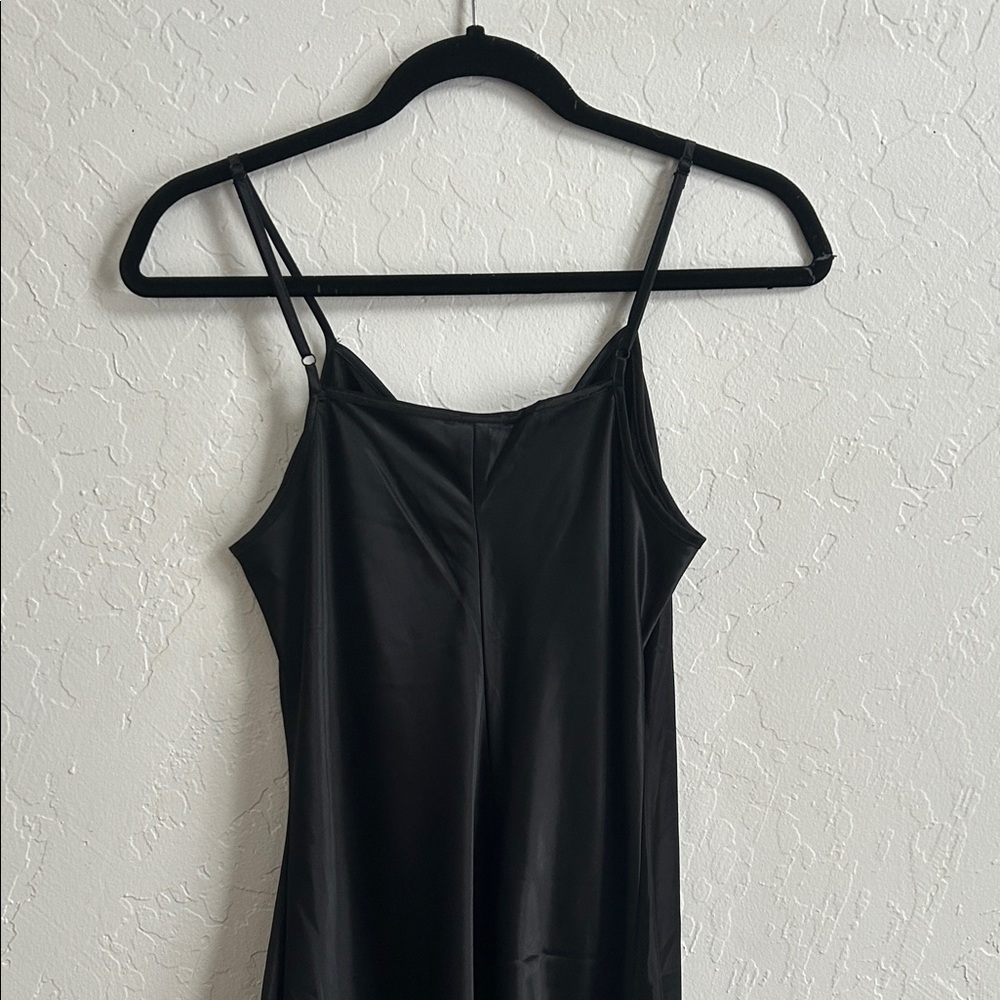 Black satin spaghetti strap Midi Dress - Picture 5 of 8